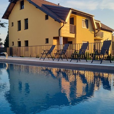 Vila K2 Vrdnik Esterno foto