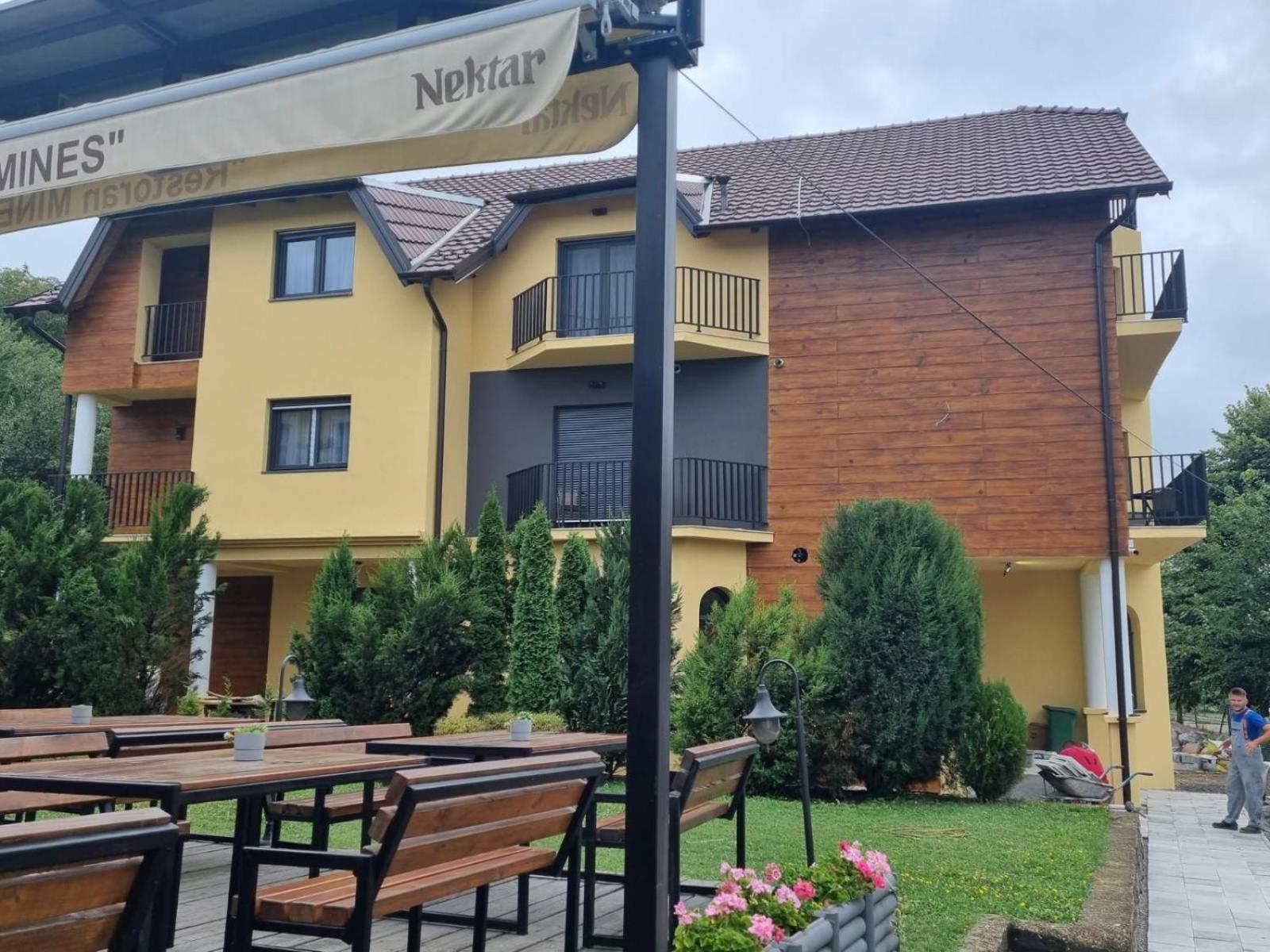 Vila K2 Vrdnik Esterno foto